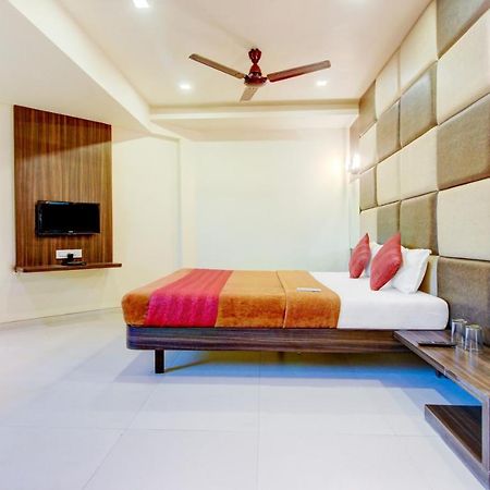 Hotel K D Residency Kalyān Exterior foto